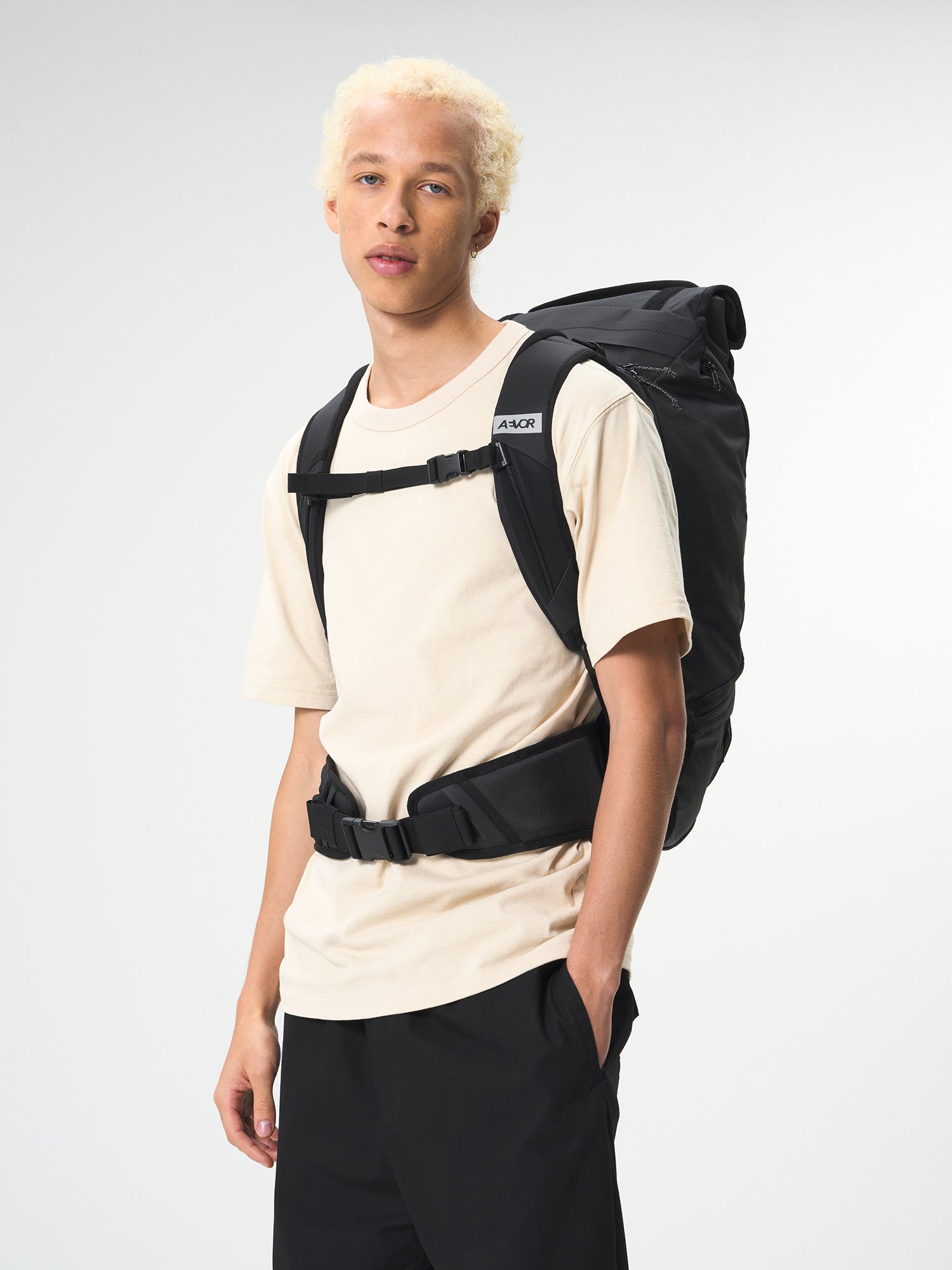 TRAVEL PACK - Der Rolltop-Rucksack für den Alltag und Reisen